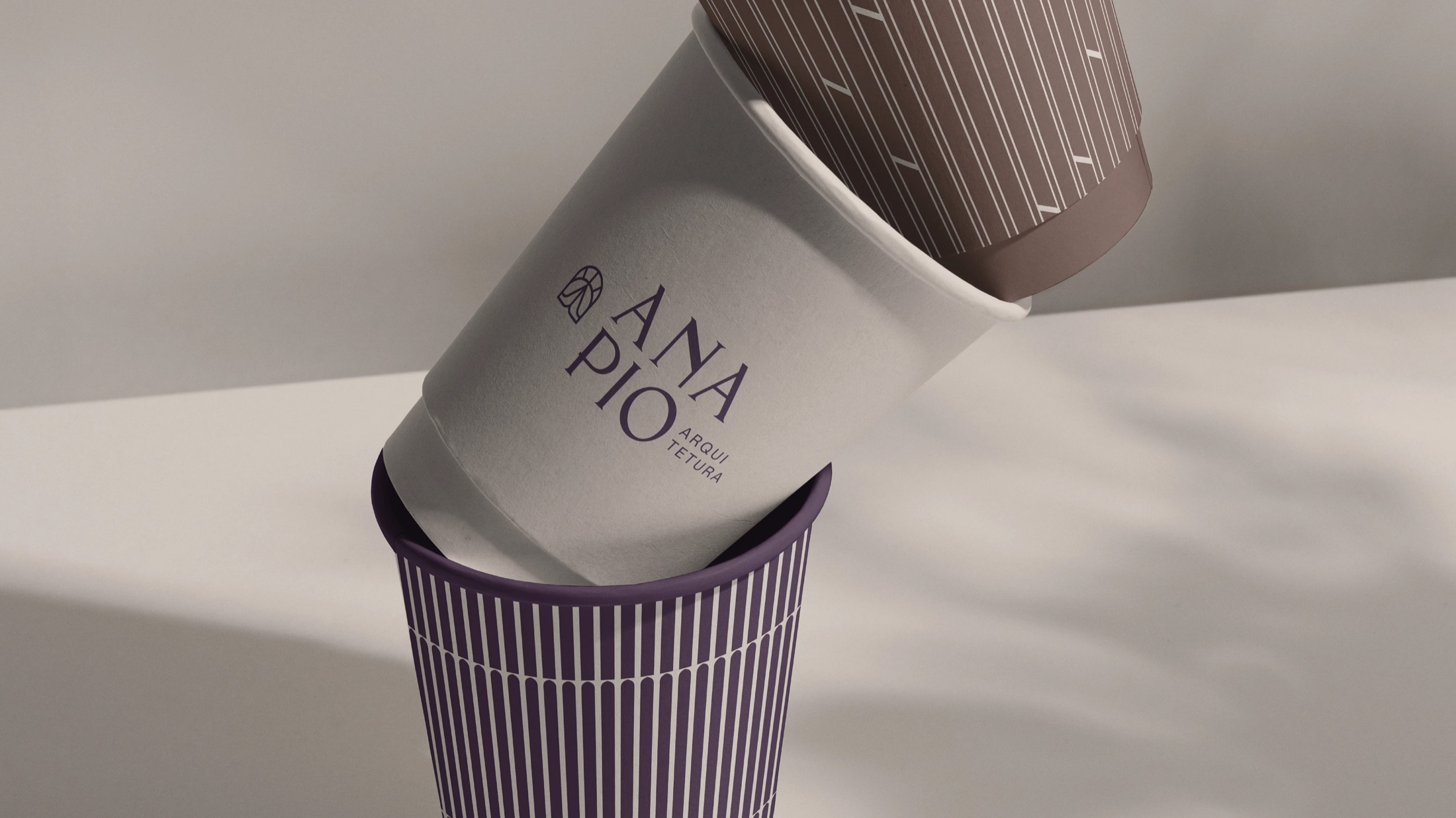 Copo com a marca Ana Pio