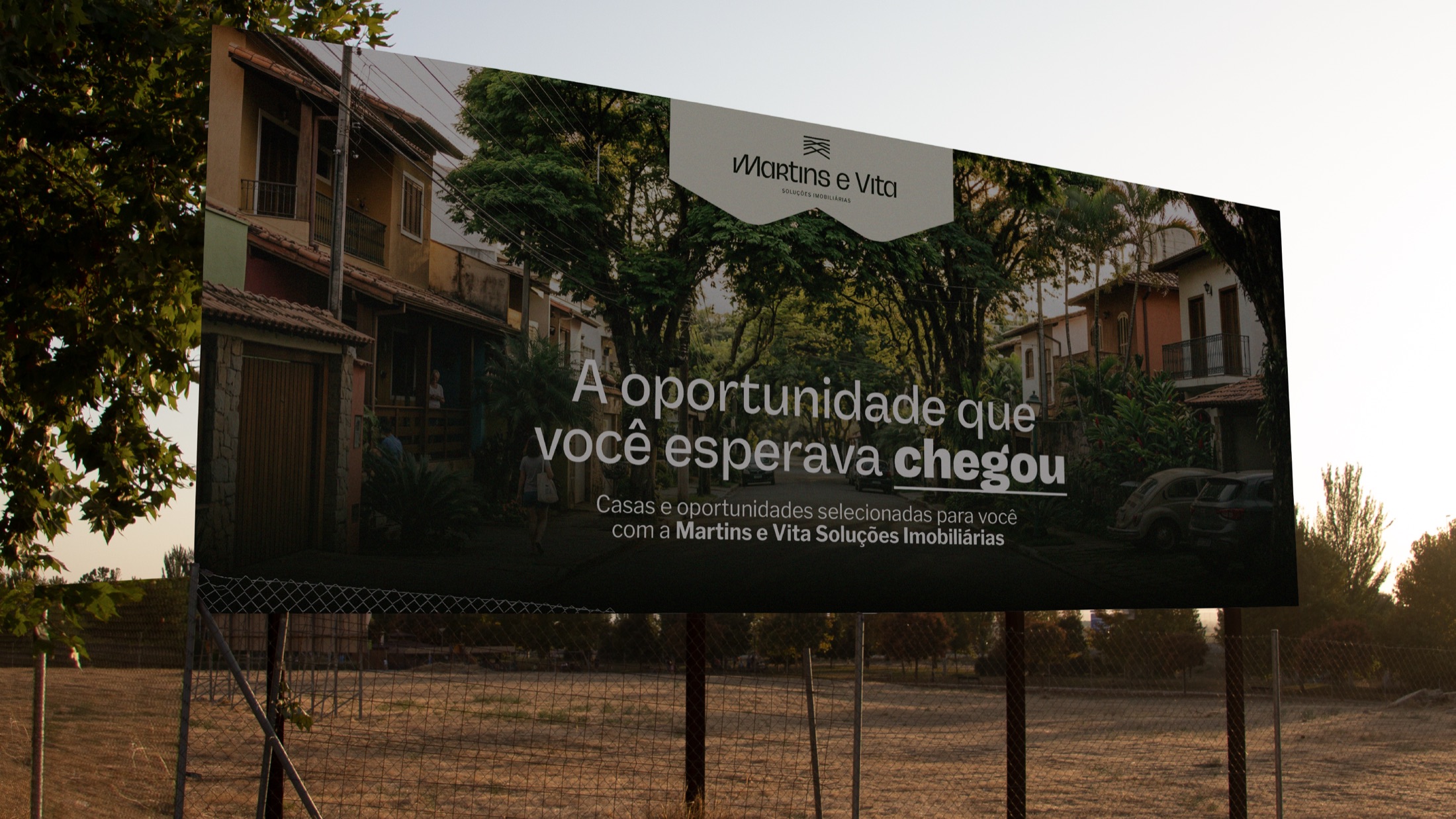 Outdoor com a campanha da marca